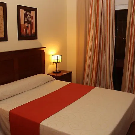 Casa Vazquez Otel 2*