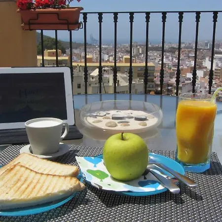 Casa Vazquez Otel 2*